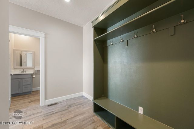 1617 W Gold Bar Road, Wasilla, AK 99654