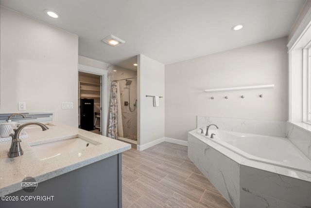 1617 W Gold Bar Road, Wasilla, AK 99654