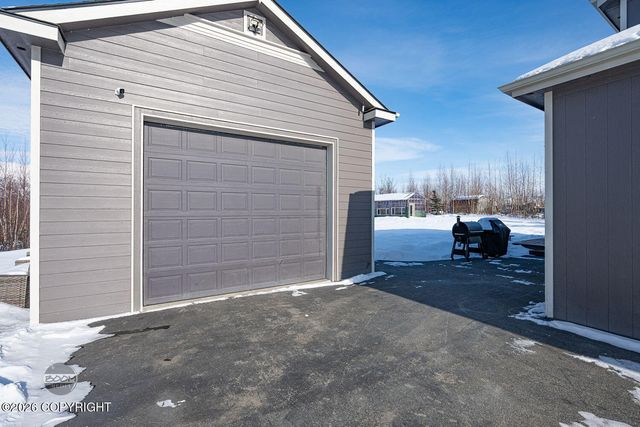 1617 W Gold Bar Road, Wasilla, AK 99654