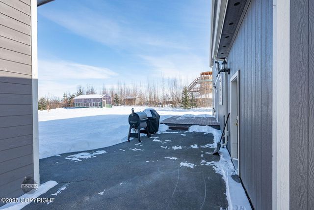 1617 W Gold Bar Road, Wasilla, AK 99654