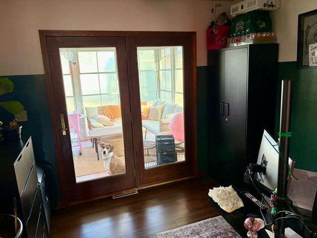 66 Holiday Drive, Clinton, IL 61727