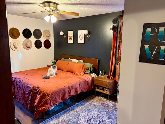 66 Holiday Drive, Clinton, IL 61727