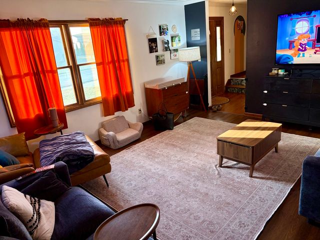 66 Holiday Drive, Clinton, IL 61727