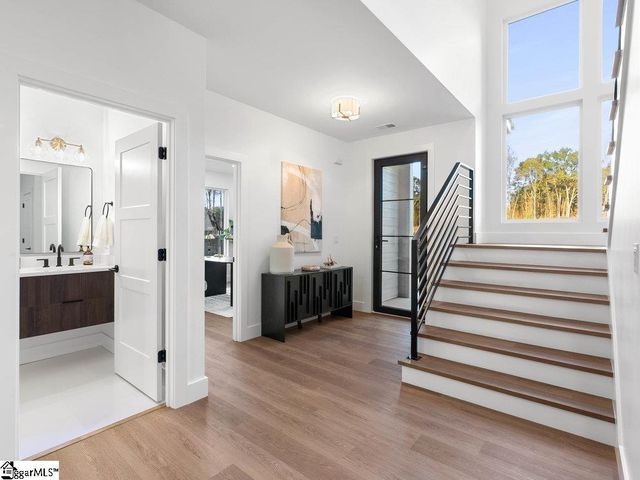 2032 Blessed Drive, Inman, SC 29349