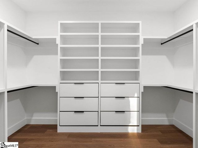 2032 Blessed Drive, Inman, SC 29349