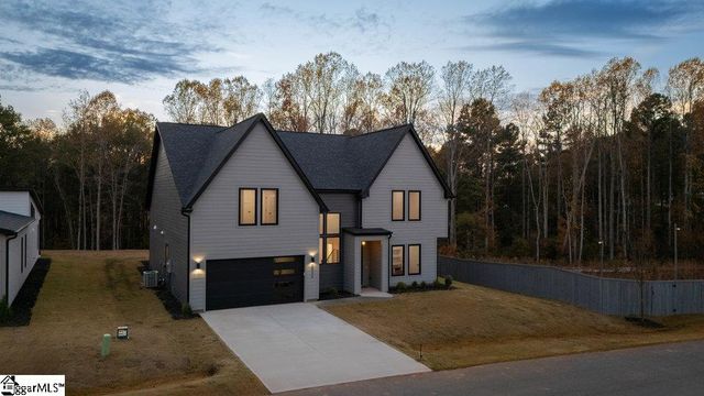 2032 Blessed Drive, Inman, SC 29349