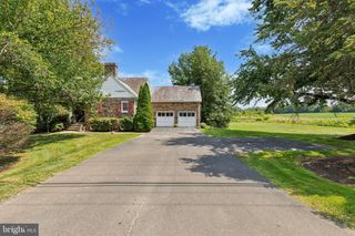 423 DEEP RUN RD, Perkasie, PA 18944