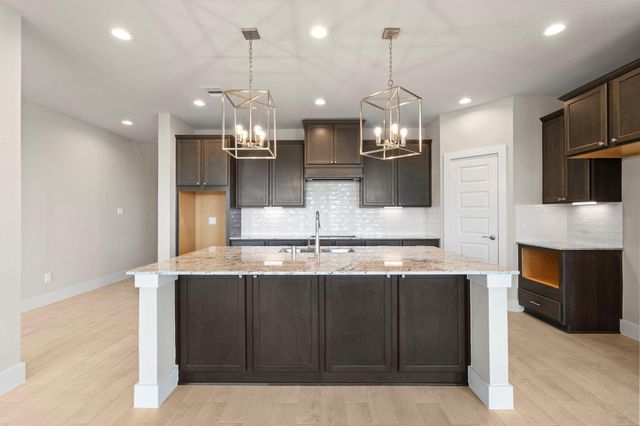 4526 Breezewood Drive, Rosenberg, TX 77471