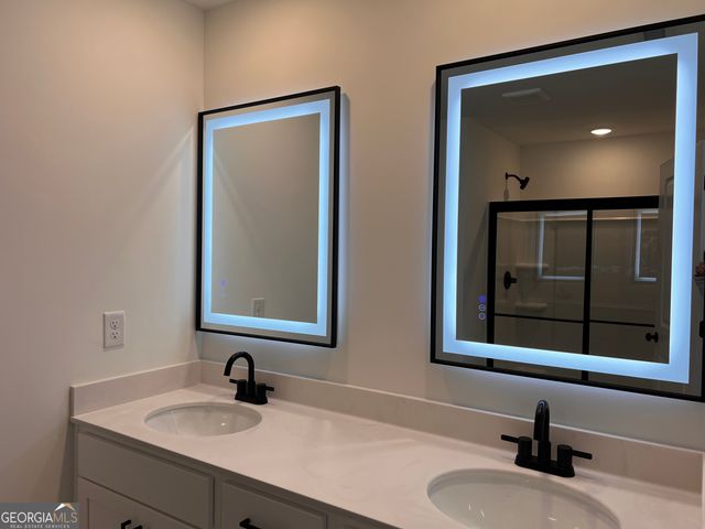 20 Nickel Drive 9, Newnan, GA 30265