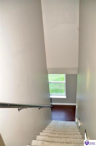 67 Minks Court, Vine Grove, KY 40175