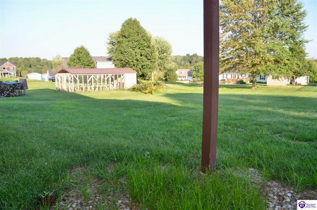 67 Minks Court, Vine Grove, KY 40175