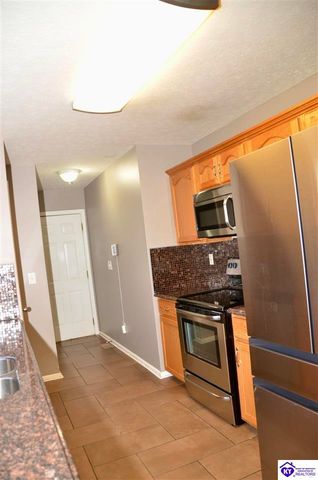 67 Minks Court, Vine Grove, KY 40175