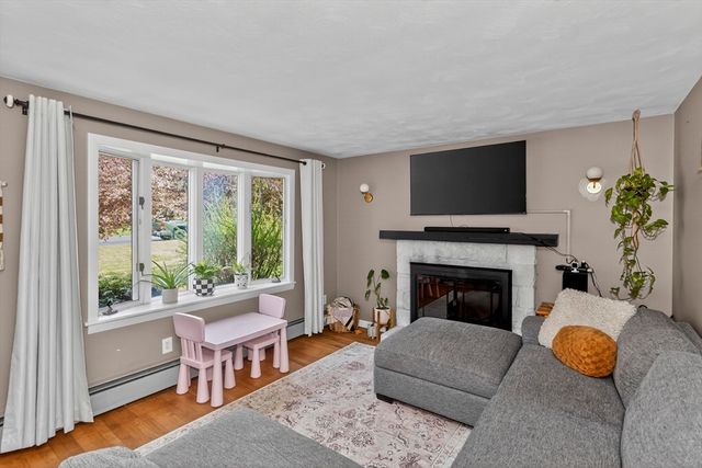 82 Joseph Ave, Westfield, MA 01085