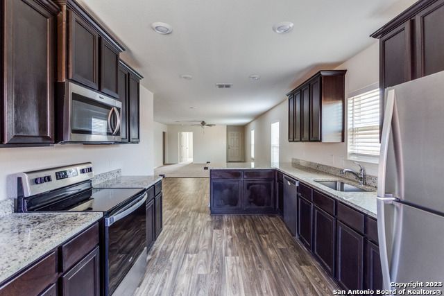 7335 AARON JORDAN DR, San Antonio, TX 78252