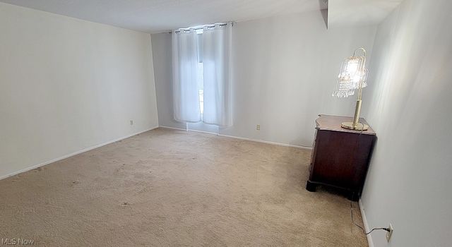 4179 Columbia Road 213, North Olmsted, OH 44070