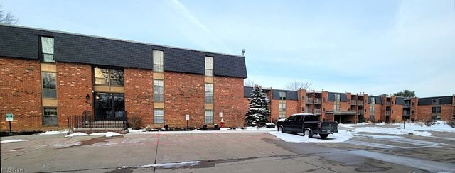 4179 Columbia Road 213, North Olmsted, OH 44070