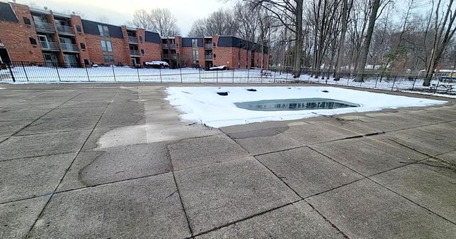 4179 Columbia Road 213, North Olmsted, OH 44070