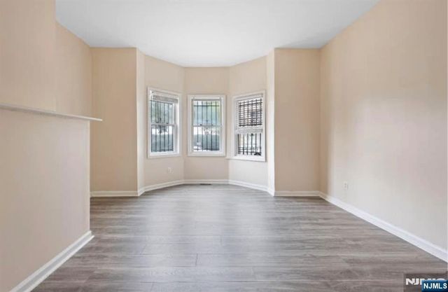 70 Sherman Avenue, Newark, NJ 07114