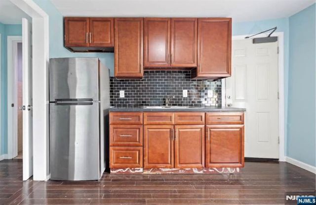 70 Sherman Avenue, Newark, NJ 07114