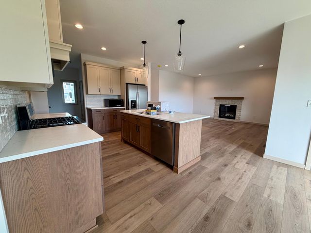 630 7th Avenue NE, Byron, MN 55920