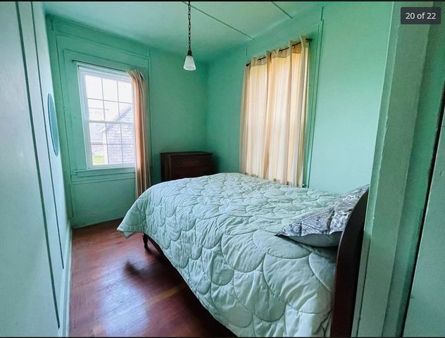 37 Lincoln Hwy, Wareham, MA 02571