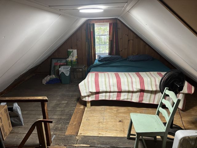 37 Lincoln Hwy, Wareham, MA 02571