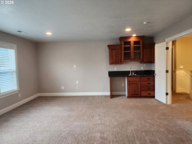 12407 Nw 48TH Ct, Vancouver, WA 98685