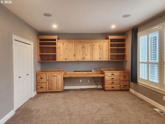 12407 Nw 48TH Ct, Vancouver, WA 98685