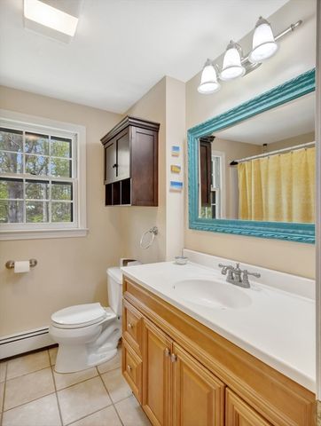 5 Juniper Dr, Mansfield, MA 02048