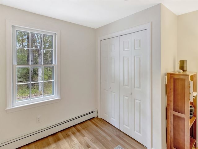 5 Juniper Dr, Mansfield, MA 02048
