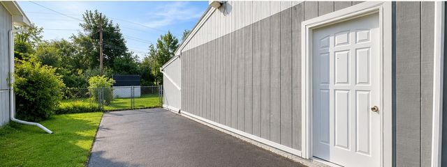 50 Kenwick Drive, Henrietta, NY 14623