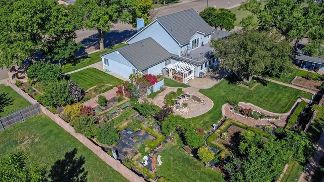 620 N Main Street, Stratford, TX 79084