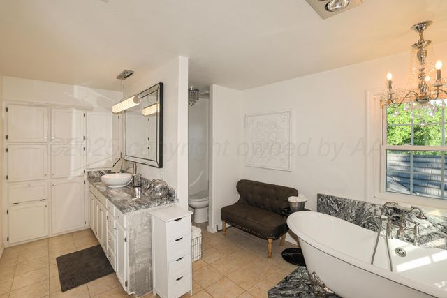 620 N Main Street, Stratford, TX 79084