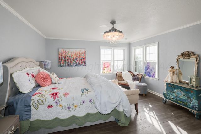 620 N Main Street, Stratford, TX 79084