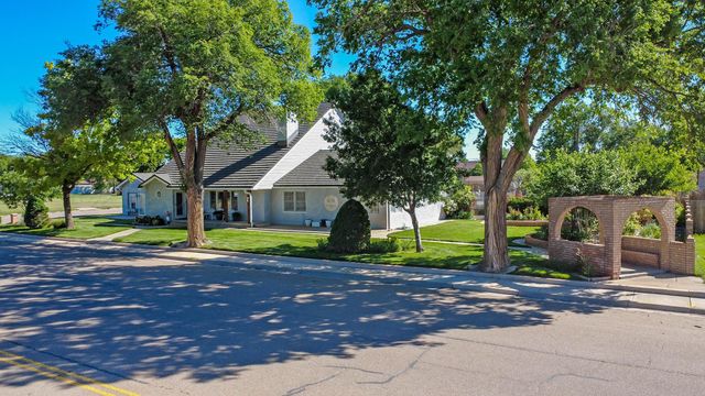 620 N Main Street, Stratford, TX 79084