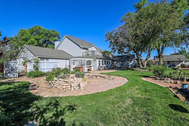 620 N Main Street, Stratford, TX 79084