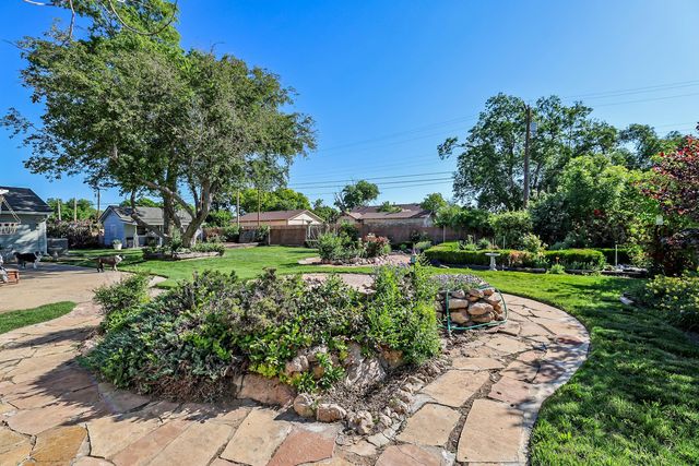 620 N Main Street, Stratford, TX 79084