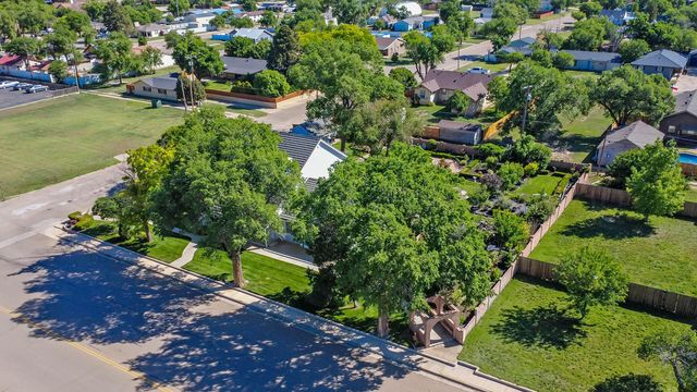 620 N Main Street, Stratford, TX 79084