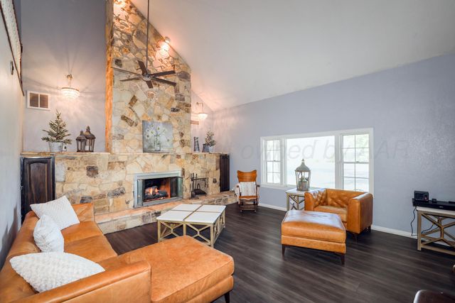 620 N Main Street, Stratford, TX 79084