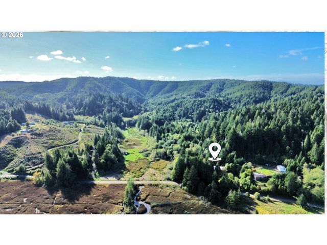 60958 Old Wagon Rd, Coos Bay, OR 97420