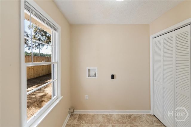 35 Oak Hill Road, Richmond Hill, GA 31324