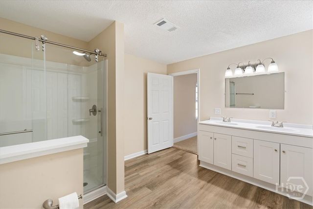 35 Oak Hill Road, Richmond Hill, GA 31324