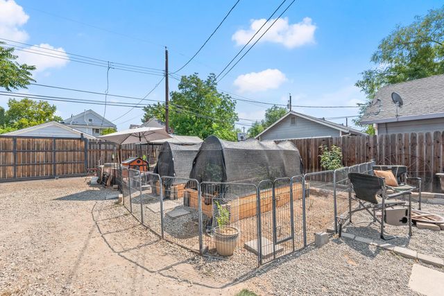 3641 5th Ave, Sacramento, CA 95817