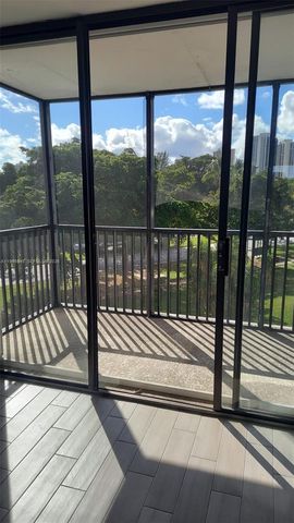 3401 N Country Club Dr 414, Aventura, FL 33180