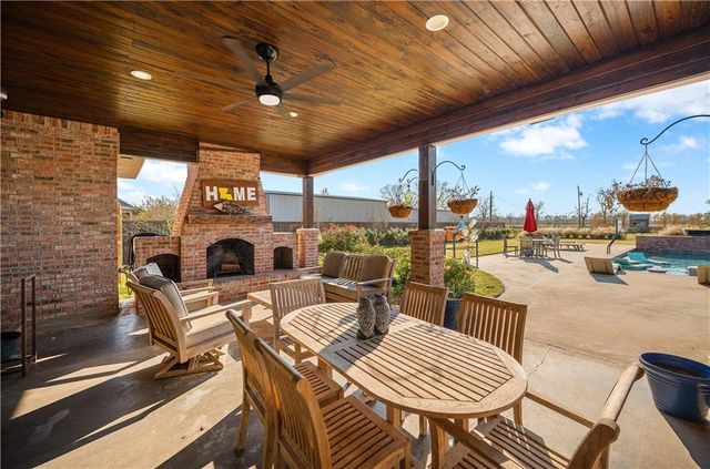 136 EVANSHEL Lane, Alexandria, LA 71303