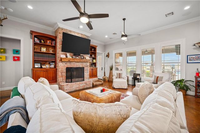 136 EVANSHEL Lane, Alexandria, LA 71303