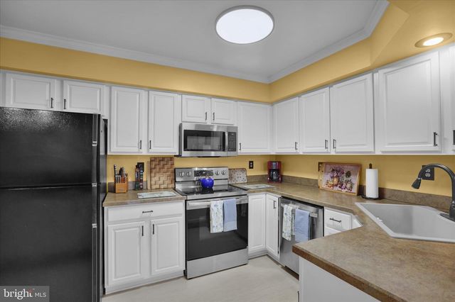 4036 PARKSIDE CT, Mount Joy, PA 17552