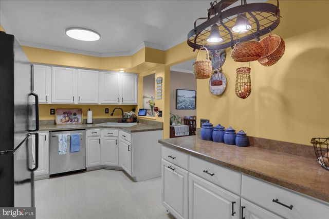 4036 PARKSIDE CT, Mount Joy, PA 17552