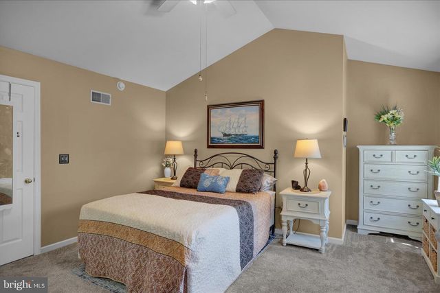 4036 PARKSIDE CT, Mount Joy, PA 17552
