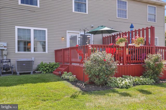 4036 PARKSIDE CT, Mount Joy, PA 17552